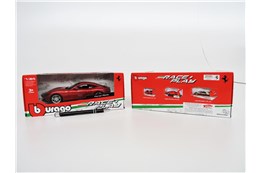 *BBURAGO metal. 1:24 FERRARI ROMA, Red, kart.