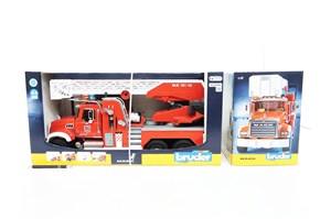 *BRUDER Wóz strażacki, 1:16, z pompą wodną