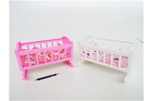 AST. KOŁYSKA dla lalek, 30 cm, z pościelą. plast.,
