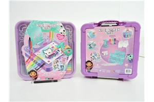 *WALIZECZKA KOCIEJ ARTYSTKI - Koci Domek Gabi   /4