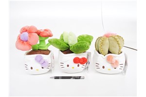 *AST. PLUSZ Hello Kitty, „Doniczka” 20cm, 3 ass./6