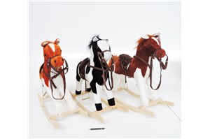 AST. KOŃ NA BIEGUNACH dźw. 3 kol. 70x28x75 cm