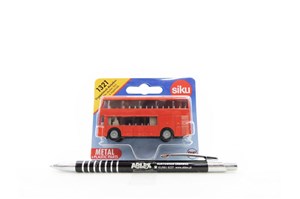 SIKU - AUTOBUS turystyczny, czerwony