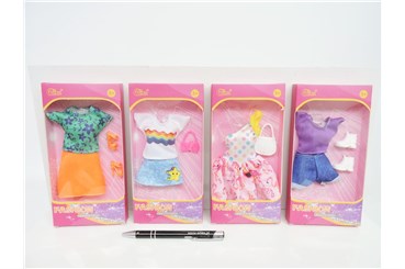 AST. UBRANKO dla lalki, 20x10 cm, 4 wz.,   kart.