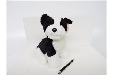 *PLUSZ pies, 30 cm, siedzący, biało/czarny