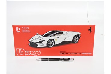 *BBURAGO metal. 1:18 Ferrari Daytona SP Red