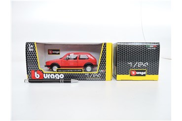 *BBURAGO metal 1:24 VW GOLF GTI, red,        kart.