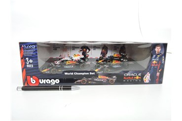 *BBURAGO metal., 1:43 RED BULL RACING, 4-pack, kar