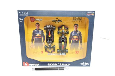 *BBURAGO metal. 1:43 Red bull RB20 2024 2pack