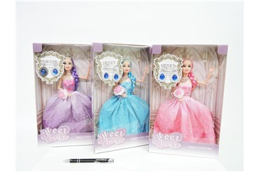 AST. LALKA, w sukni balowej, 30 cm, 3 kol.,  kart.