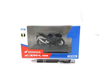 MOTOCYKL 1:18 Honda CBR1000RR, kart.