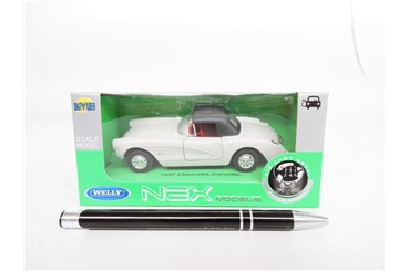 WELLY 1:34 Chevrolet Corvette 1957 biały