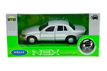 WELLY 1:34 Ford Crown Victoria 1999 srebrny