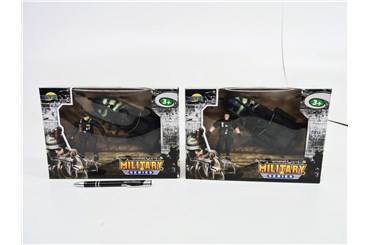 AST. FIGURKA żolnierza z łodzią, zest., 24x17x7 cm