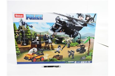 KLOCKI SLUBAN 830 el. POLICJA Akcja policyjna baza