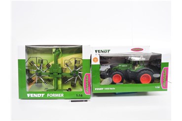 *Traktor Fendt RC + przetrząsarka karuzelowa, zest