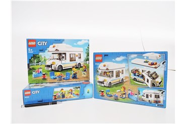 LEGO CITY  190 el., Wakacyjny kamper         /6