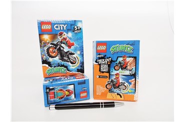 LEGO CITY ognisty motocykl kaskaderski