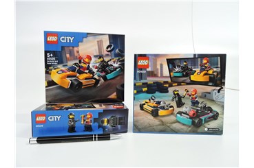 LEGO CITY 99 el. gokarty i kierowcy wyścigowi   /4