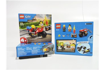 LEGO CITY 57 el. strażacki motocykl ratunkowy  /4