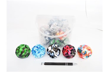 AST. PIŁKA x 22 gumowa, plamki, 6,5 cm,     wiadro