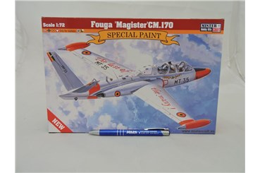 MODEL samolot 1:72 FOUGA "MAGISTER" CM.170