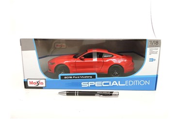 *MAISTO AUTO, metal, 1:18, Ford Mustang GT, czer.