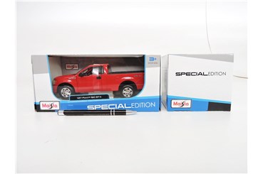 *MAISTO AUTO metal, 1:24, Ford F-1150 stx, czer.