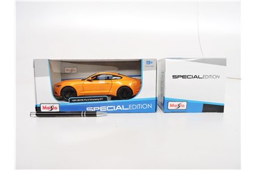 *MAISTO AUTO metal, 1:24, Ford MUSTANG GT pomar.