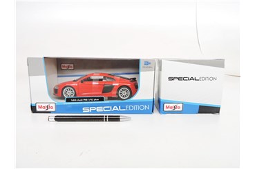 *MAISTO AUTO metal, 1:24, Audi R8 czer.