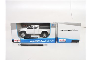 *MAISTO AUTO metal, 1:27, Chevrolet Colorado, biał