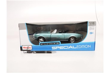 *MAISTO AUTO metal, 1:24 Chevrolet cam. ss conv 19