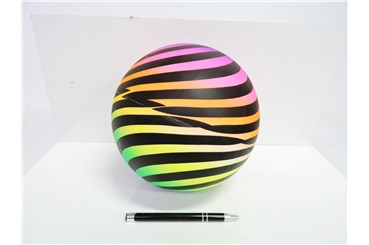 PIŁKA gumowa, kolorowe wzory, 23 cm.