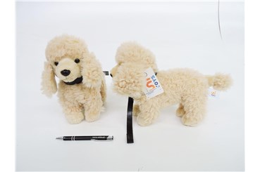 PLUSZ pies pudel 24 cm ze smycz. UNITOYS