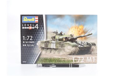 *REVELL pojazd 1:72 T-72  M1