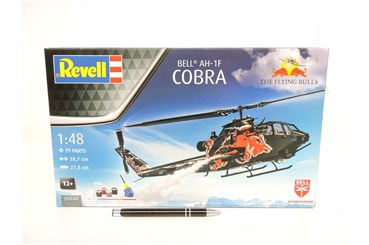 *REVELL helikopter, 1:48, AH-1F Cobra 25TH, zest.