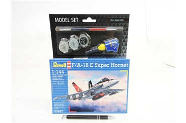 REVELL samolot 1:144 F/A-18 Super Hornet, zest.