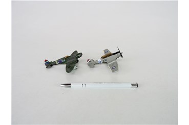 *AST. SAMOLOT MODEL HIST. 7cm.