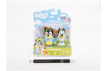 BLUEY - jazda na deskorolce, figur. 2-pak., 3+