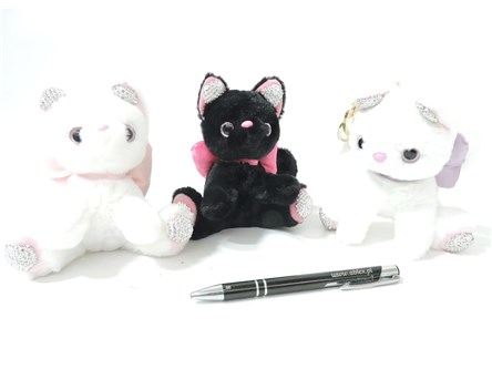 AST. BREKOL, pluszowy kot  z kokardą, 3 kol