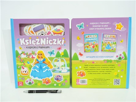 KSIĄŻ. Księżniczki książeczka z magnesami