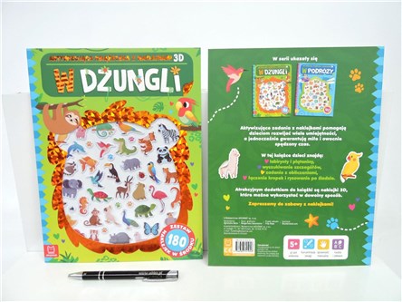 KSIĄŻ. Książeczka z naklejkami 3D, W DŻUNGLI