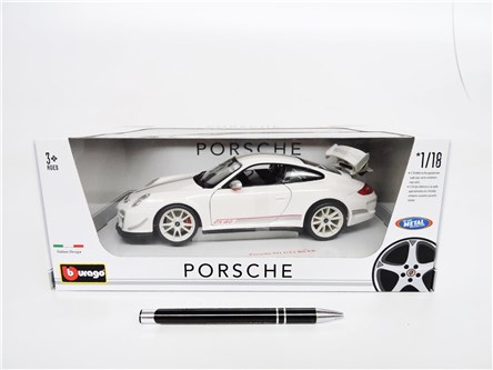 *BBURAGO metal. 1:18 PLUS PORSHE 911 GT3 RS WHITE