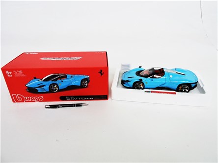 *BBURAGO metal. 1:18, Ferrari Daytona SP Blue