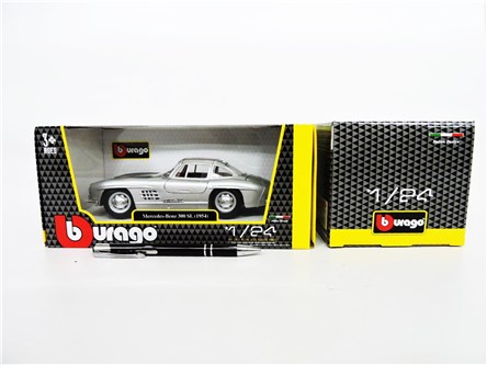 *BBURAGO metal. 1:24 MERCEDES BENZ 300 SL silver