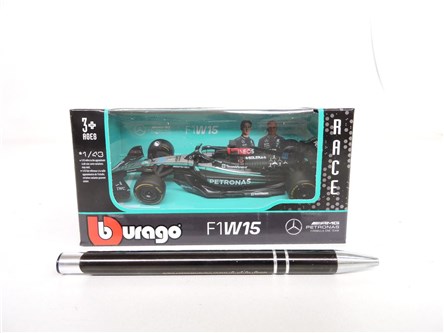 *BBURAGO metal. 1:43 Mercedes AMG Petronas
