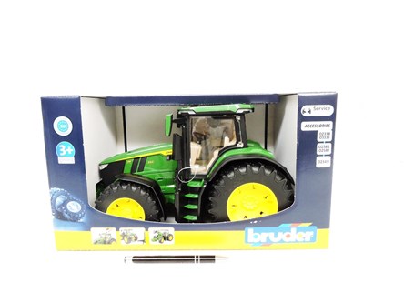 BRUDER TRAKTOR John Deere,  7 R 350, 3+    kart.
