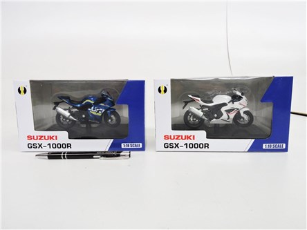AST. MOTOCYKL 1:18 Suzuki GSX1000R,    kart.