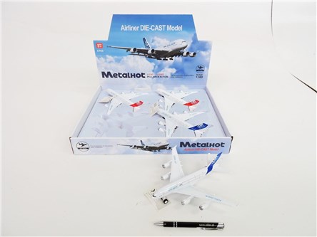 AST. SAMOLOT metal., PASAŻERSKI, 20 cm, św/dźw