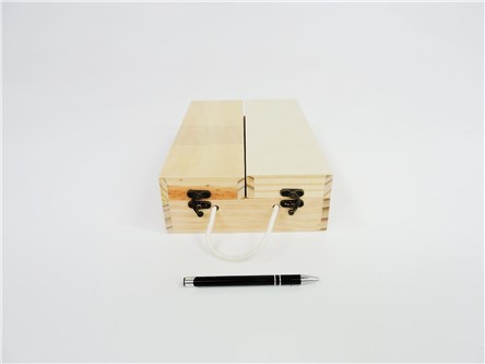 *NARZEDZIA drew. zest, młotek,piła, obcęgi